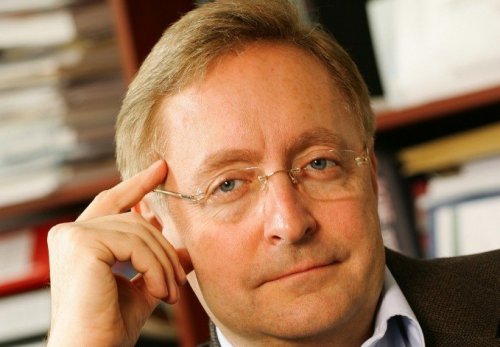 Kdo je nový ministr zdravotnictví Petr Arenberger? A jak se dívá na očkování Sputnikem V?